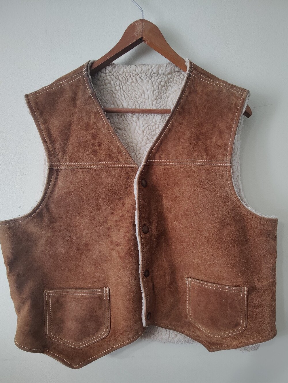 VTG Distressed Suede Sherpa Lined Vest Men's Large Measured Western
